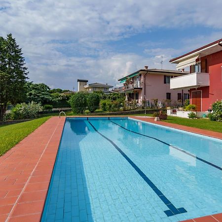 Lake-Lahn Apartment Bardolino Bagian luar foto