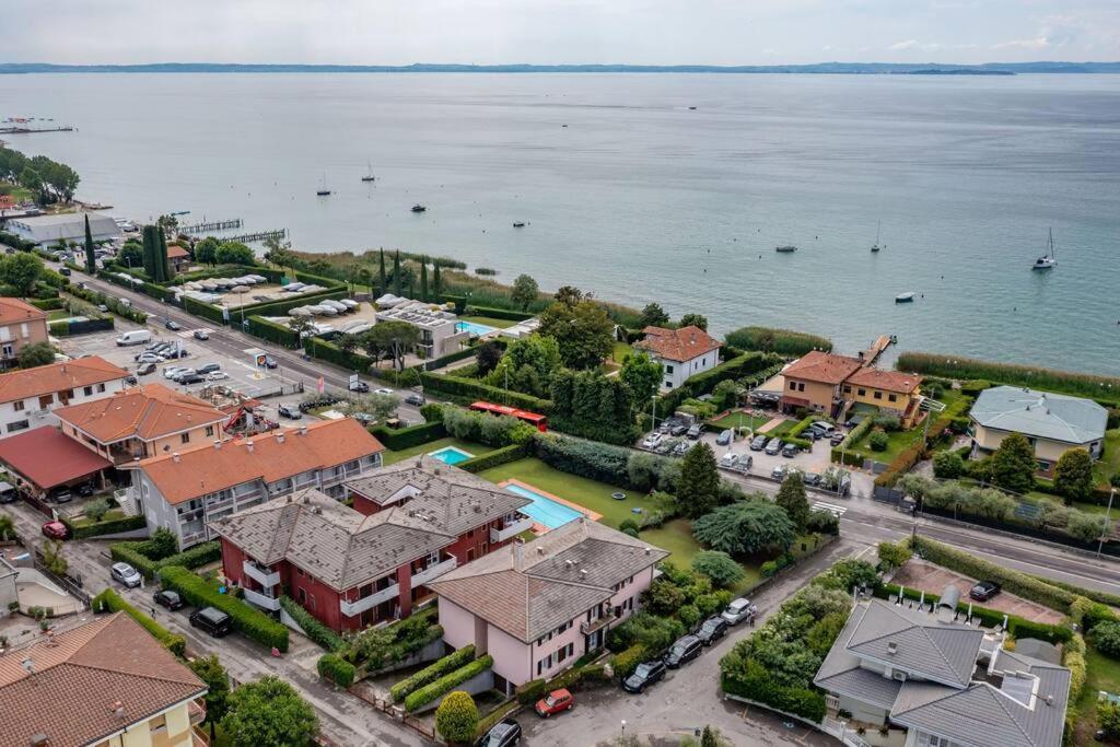 Lake-Lahn Apartment Bardolino Bagian luar foto