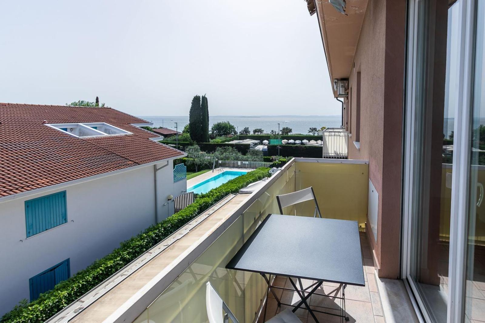 Lake-Lahn Apartment Bardolino Bagian luar foto